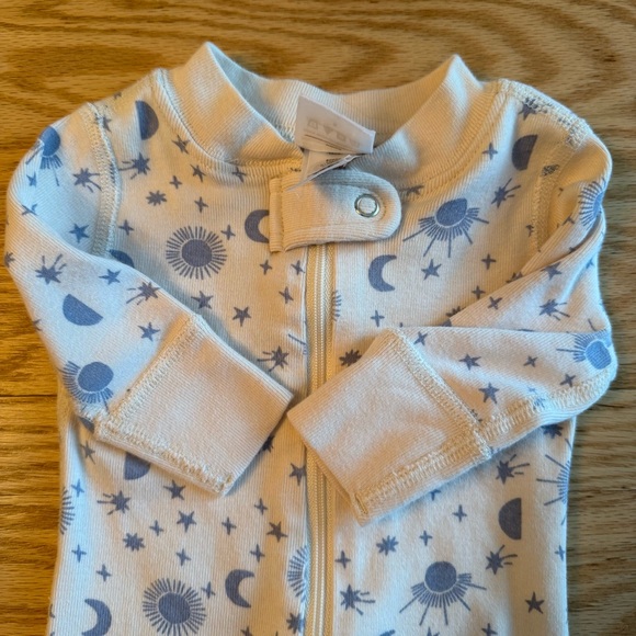 Hanna Andersson Pajamas Sleeper Moon and Stars Celestial Light Blue White 0-3m - Picture 4 of 7